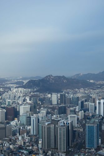 A mountain in the center of Seoul 2